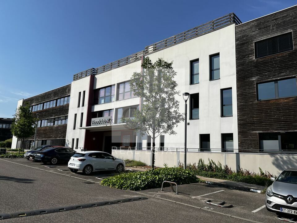Location bureaux 213 m² divisibles à partir de 61 m²