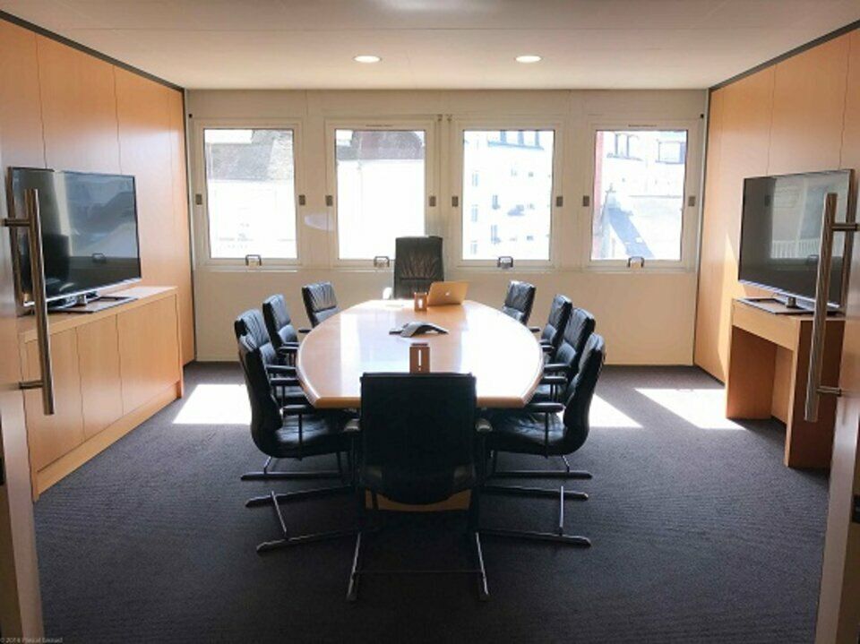 Bureaux de 366m² à vendre à Pau (64)