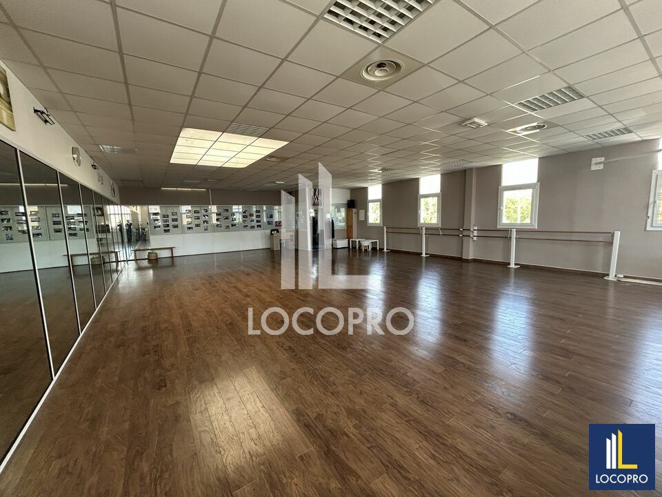 Vente bureaux 689.03 m² non divisibles