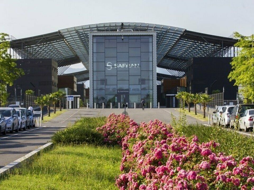 Vente terrain 150000 m² non divisibles