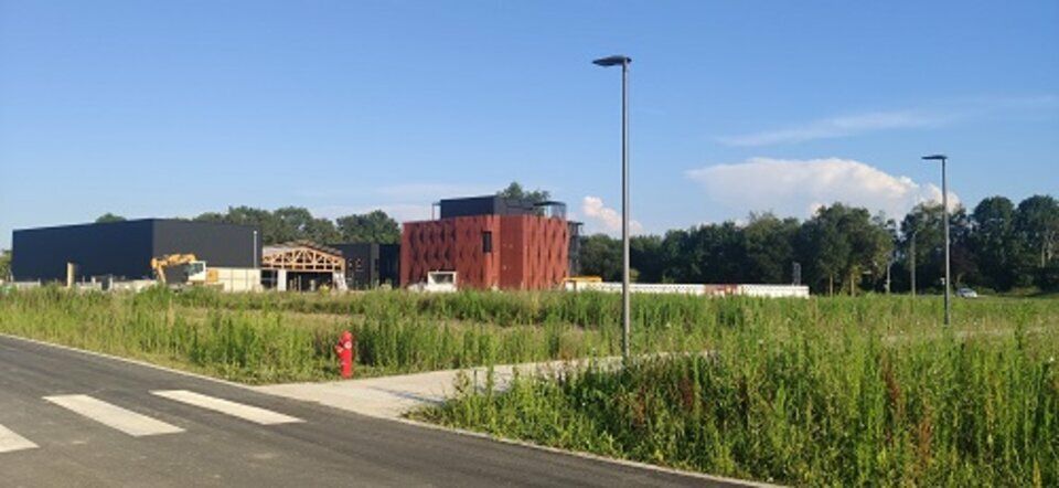 Terrain à vendre sur la ZA Lonstechnord en périphérie de Pau (64)