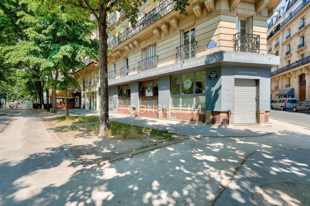 Location local commercial 198 m² non divisibles