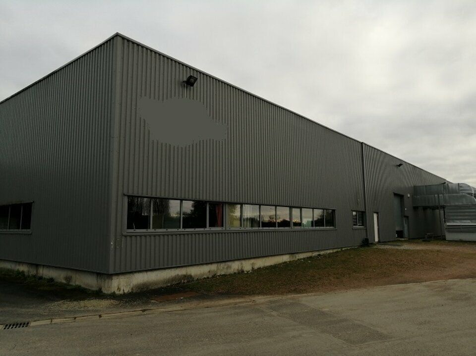 Châtellerault (86) : local d'activités à louer de 3000m²