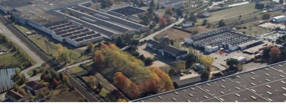 Location local d''activites 18000 m² non divisibles