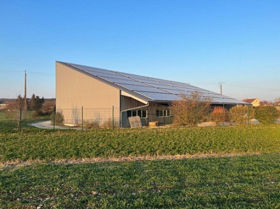 Local d'activité de 4 418m² à vendre à proximité de Chaumont (52)