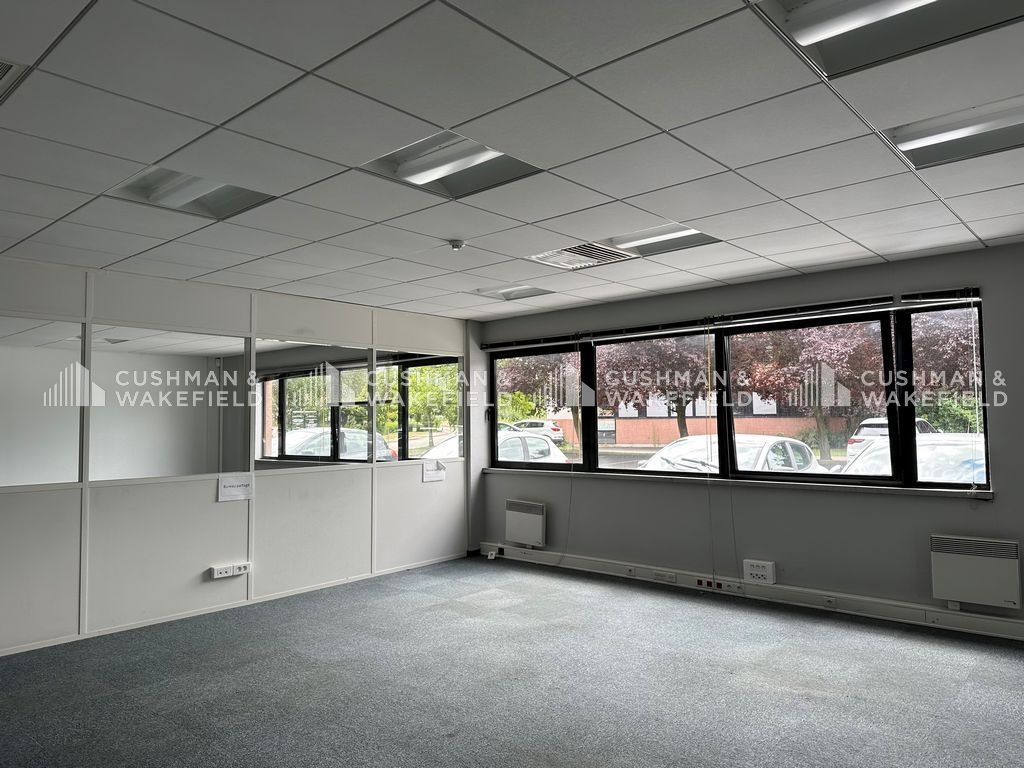 Location bureaux 249 m² divisibles à partir de 117 m²