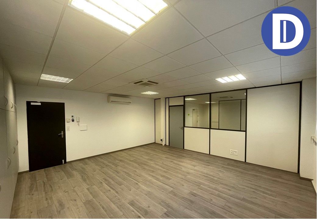 Location bureaux 80.00 m² non divisibles