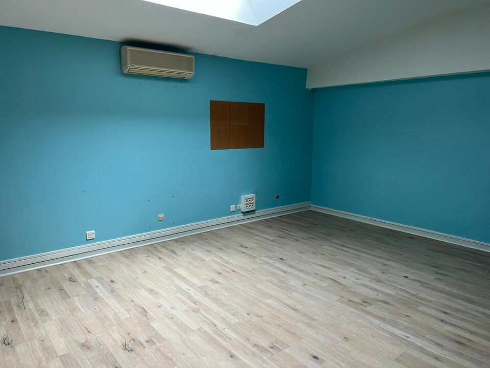 Location bureaux 50 m² non divisibles