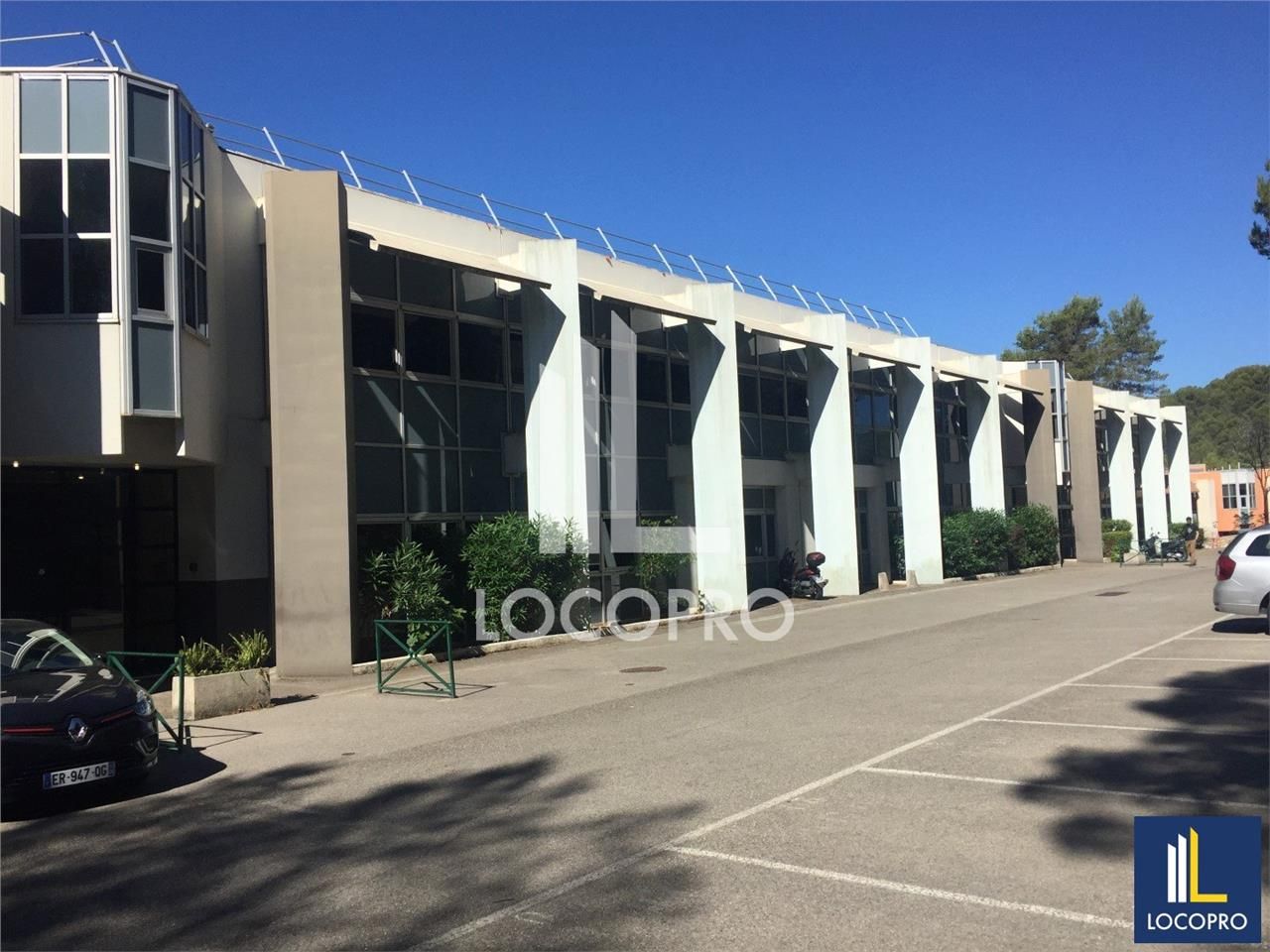 À LOUER - BUREAUX 1330 M2 DIVISIBLES DÈS 692 M2 - SOPHIA ANTIPOLIS