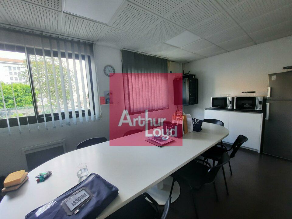 Vente bureaux 260 m² non divisibles