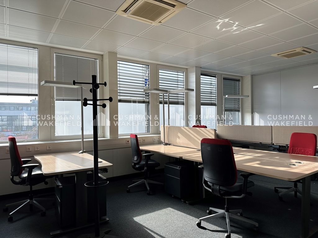 Location bureaux 3208 m² divisibles à partir de 0 m²