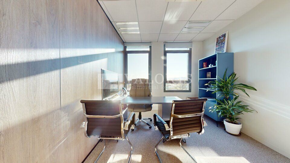 486.3 m² pour ce bureaux en location à Ecully