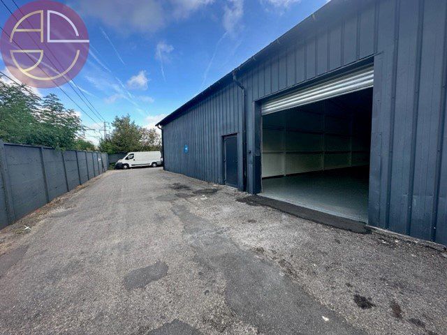 Location local 507 m² à SAINT-JORY