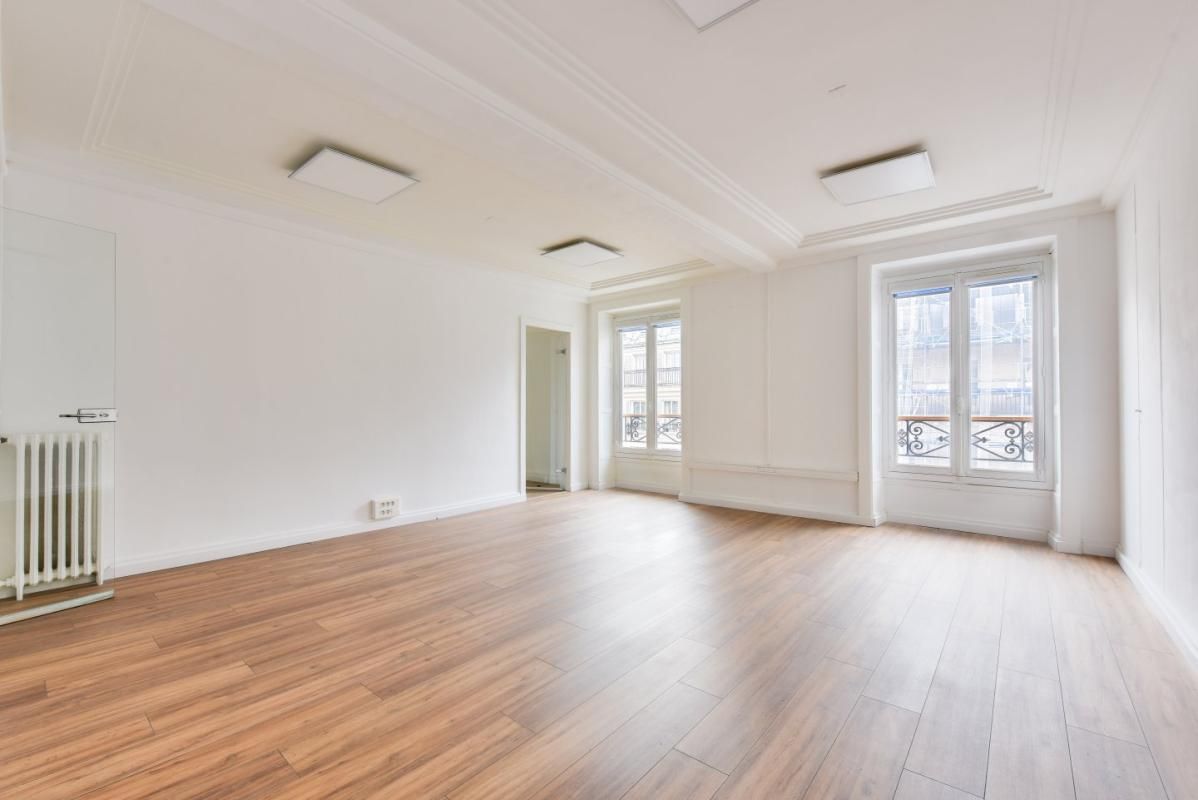 Location Bureaux 270 m² non divisibles