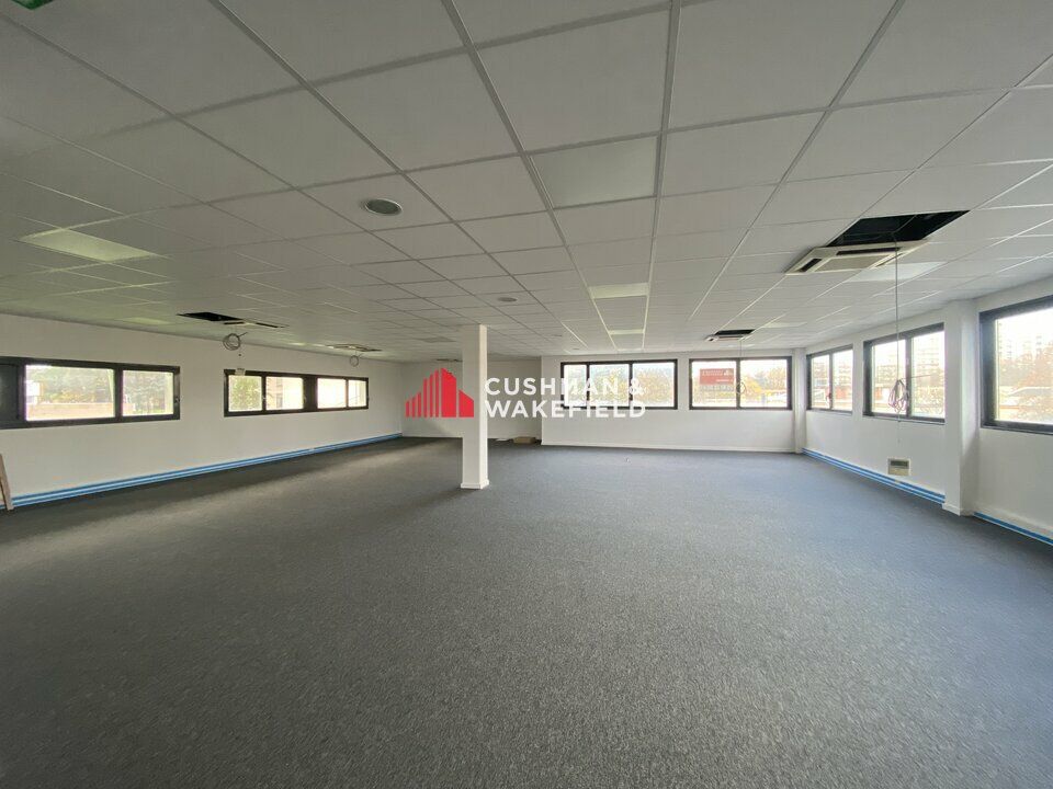 Vente bureaux 221 m² non divisibles