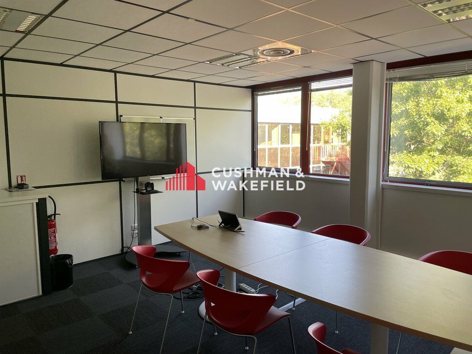 Location bureaux 621 m² divisibles à partir de 125 m²