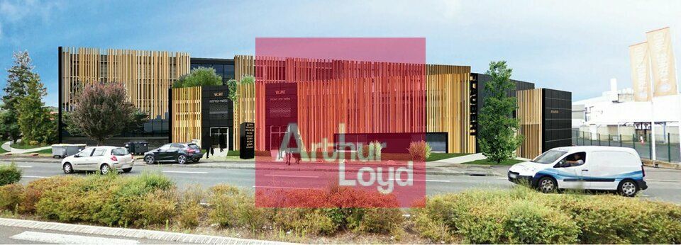 CLERMONT-FERRAND A LOUER BUREAUX 215M² -  SECTEUR MARGERIDE - AXE PASSANT 