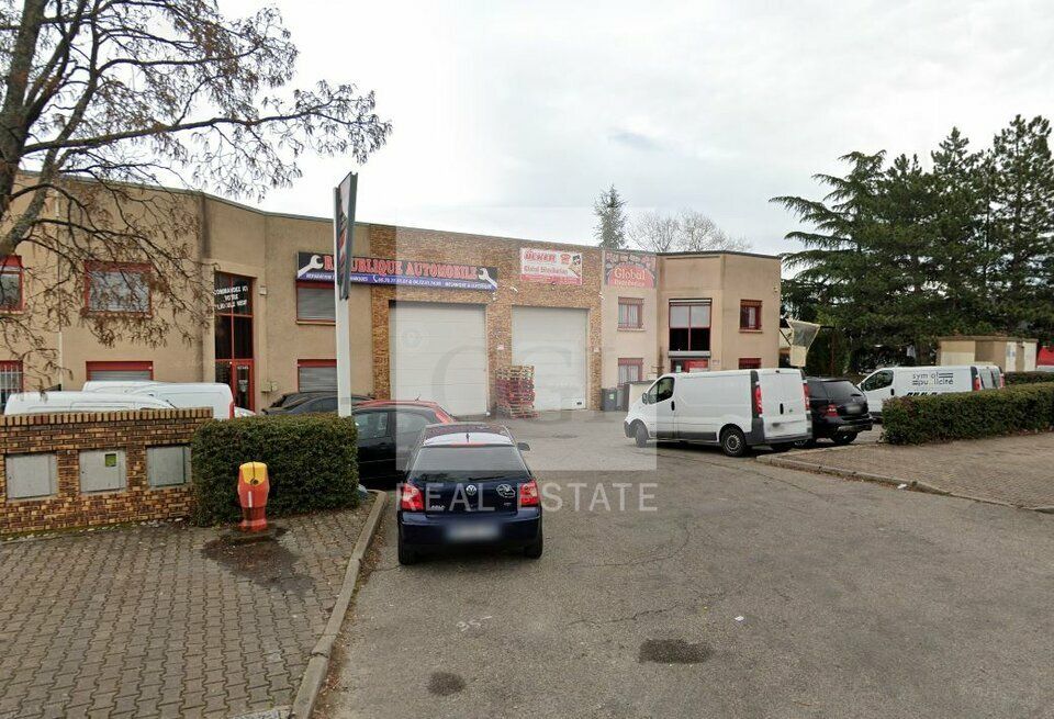 Location local d''activites 715 m² non divisibles