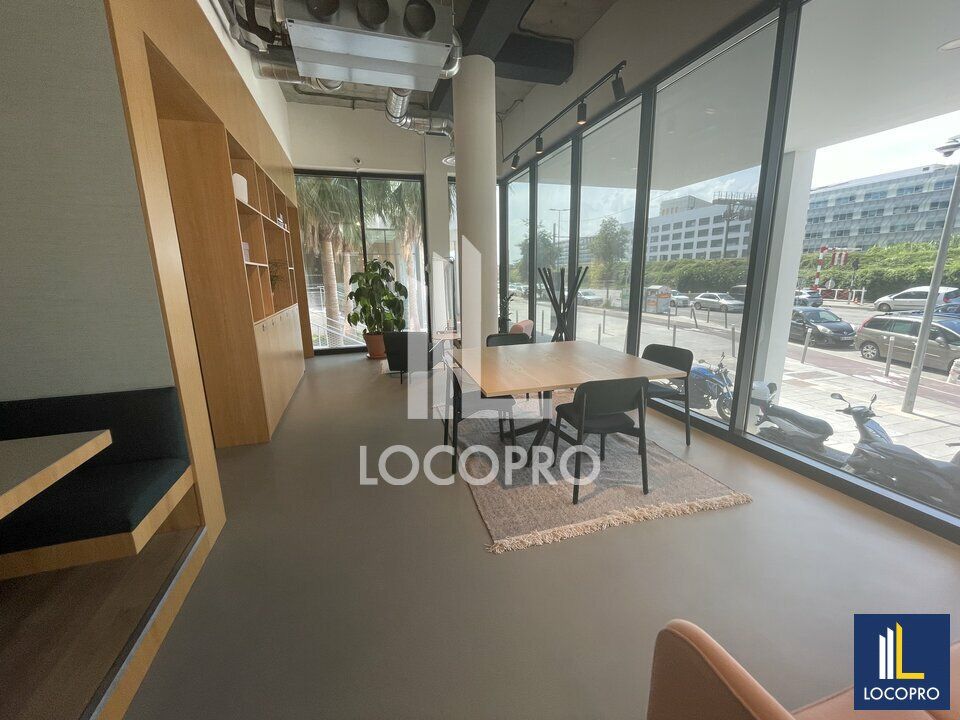 COWORKING - A LOUER - BUREAUX - 2 000 M2 DIVISIBLES - NICE 