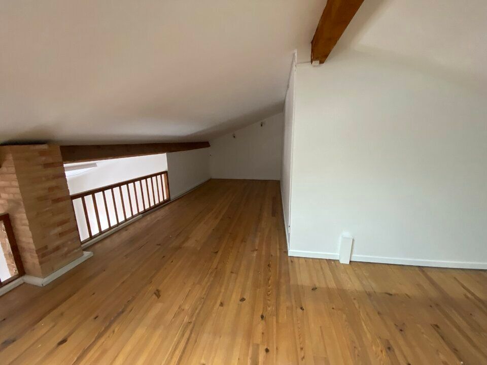 Location bureaux 200 m² à BLAGNAC