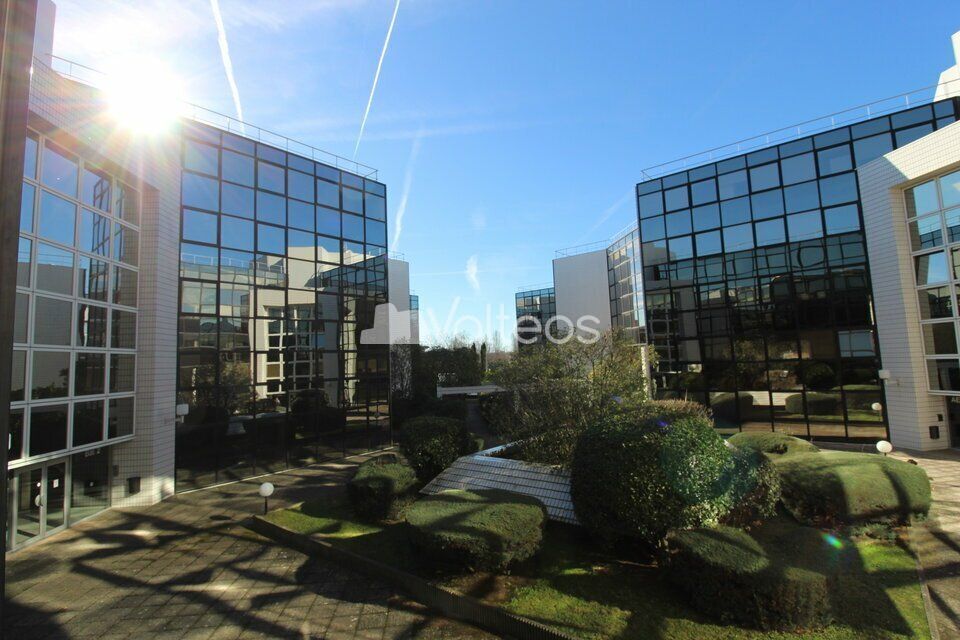 Location bureaux 727 m² non divisibles