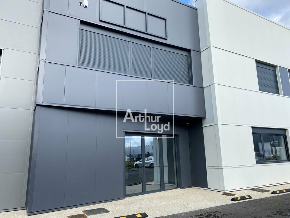 Location bureaux 140 m² non divisibles