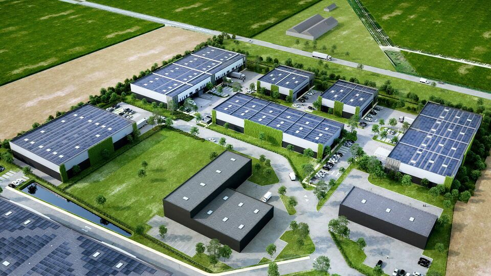 Location local d''activites 4050 m² divisibles à partir de 471 m²