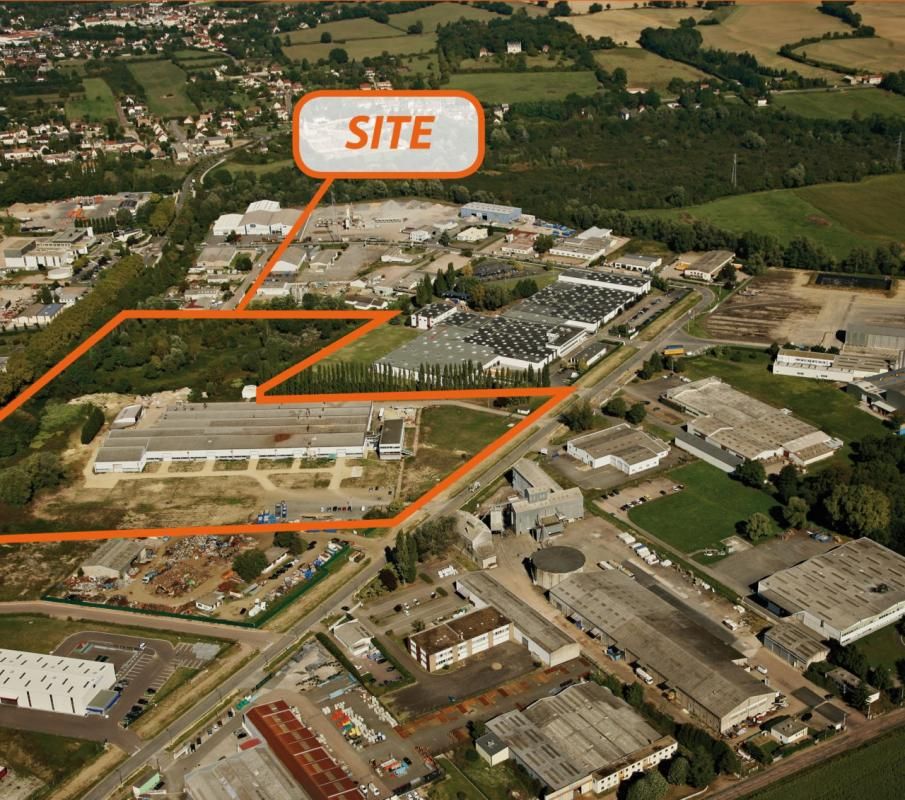 Vente entrepôts 9300 m² non divisibles