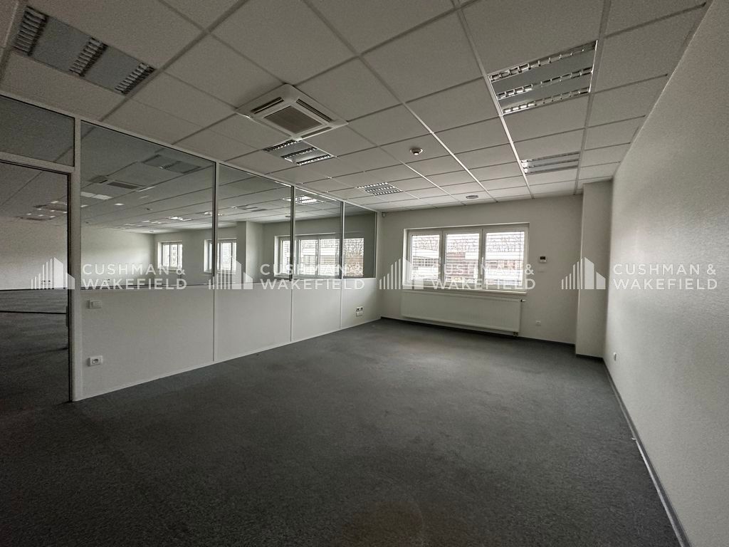 Location entrepôt 1250 m² non divisibles