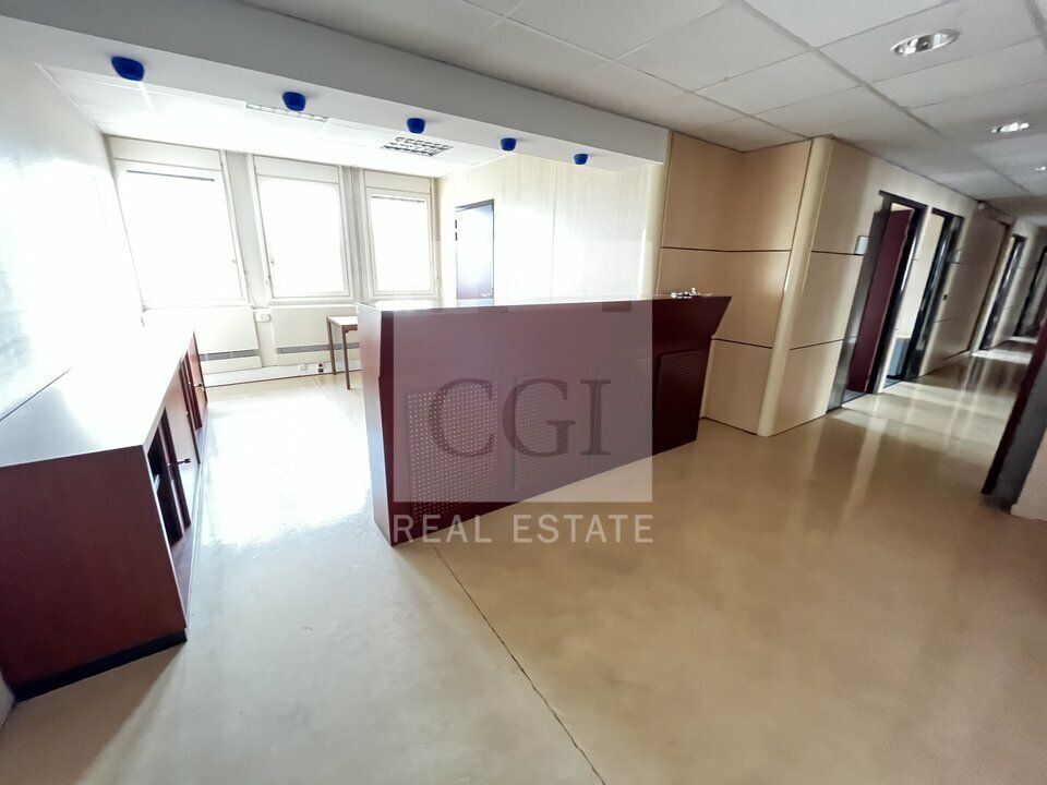 Location bureaux 1165 m² divisibles à partir de 100 m²