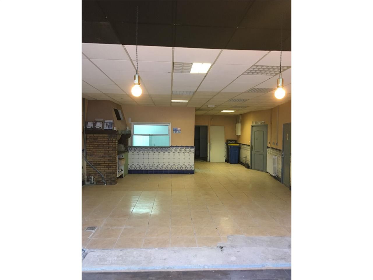 Location local commercial 100.00 m² à LIMOGES