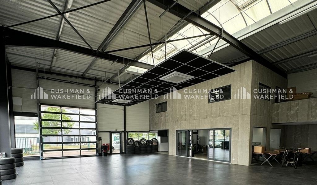 Vente activités 550 m² non divisibles