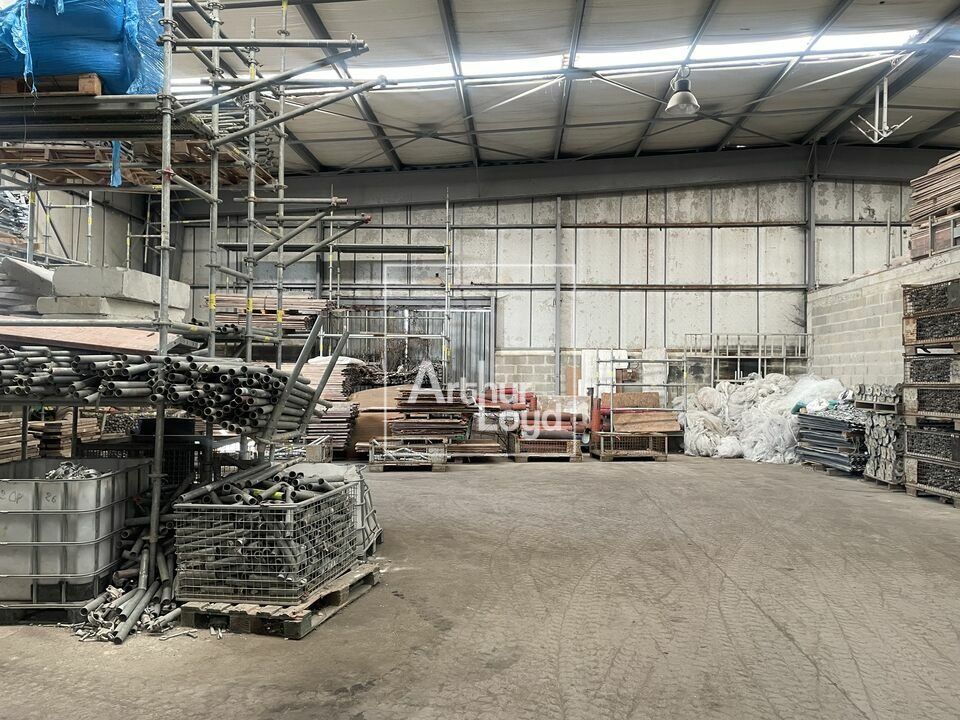 Bâtiment industriel à vendre - PRINGY