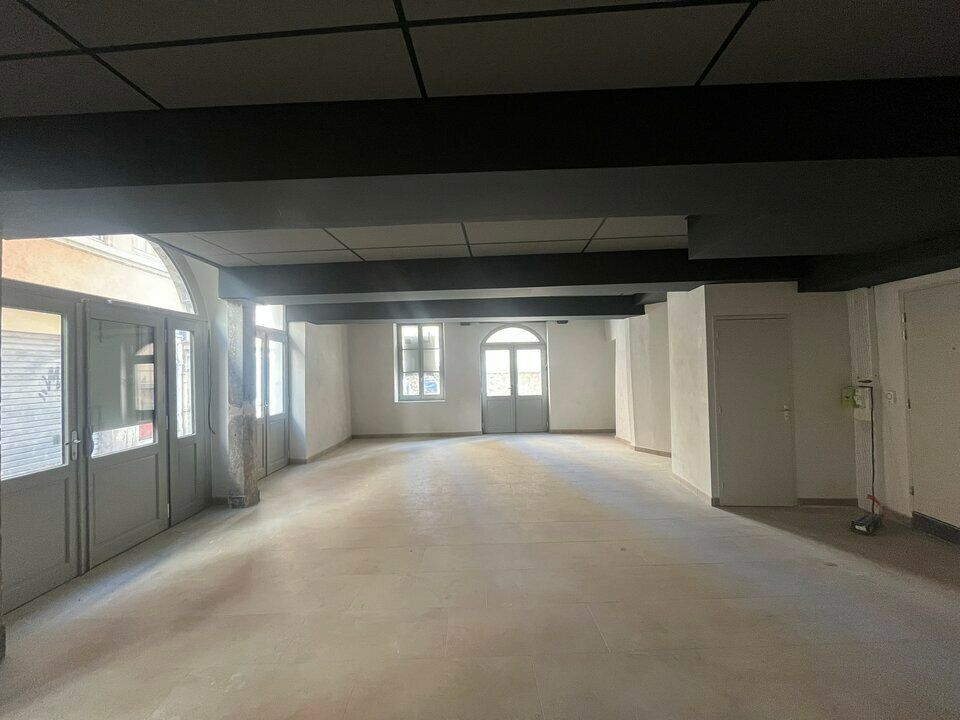 174 m² pour ce local commercial en location à Lyon 1er