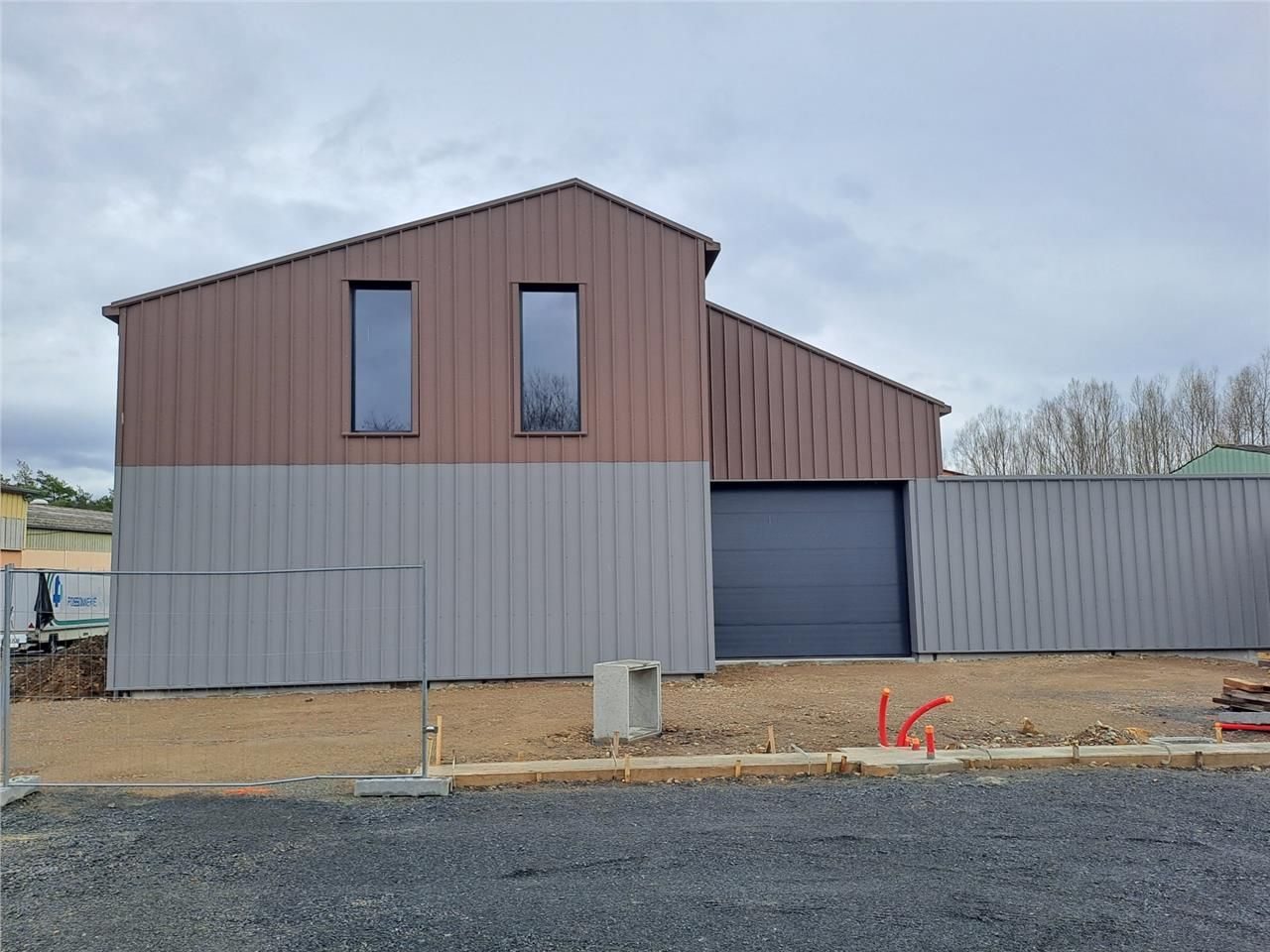 Vente local 226 m² à Gleize