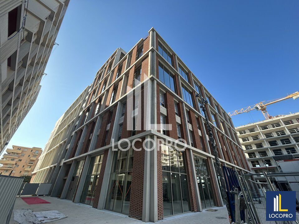 Vente bureaux 770.58 m² non divisibles