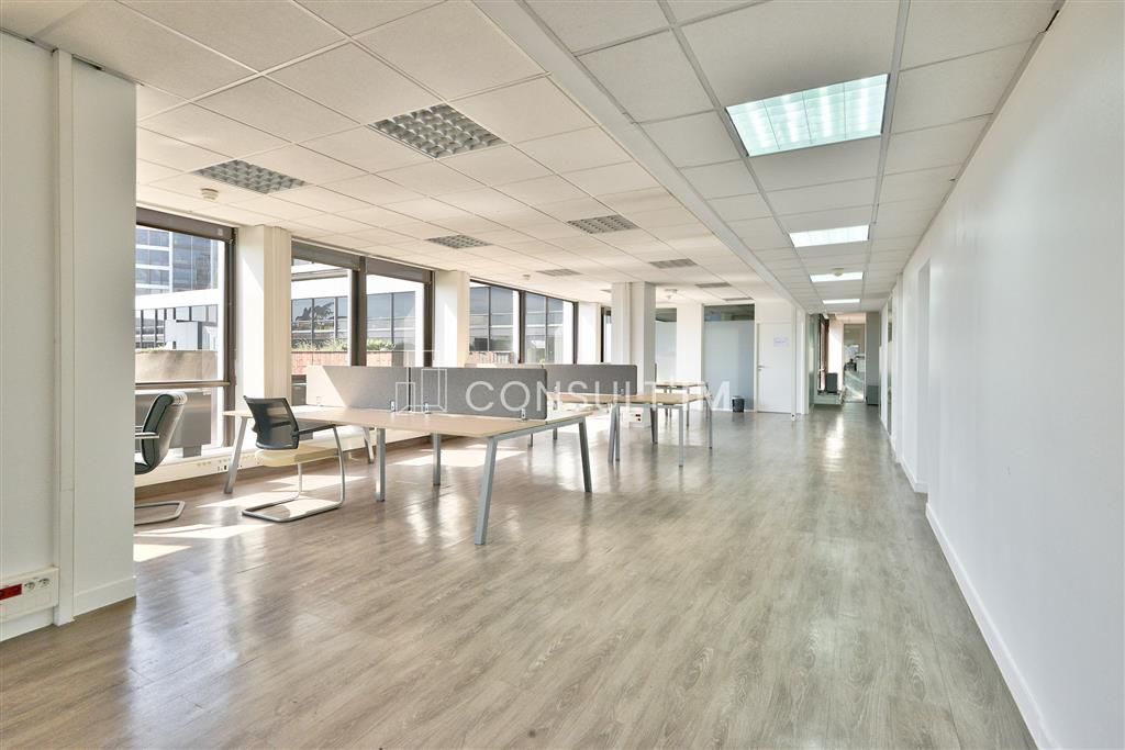 Vente Bureaux 438 m² non divisibles