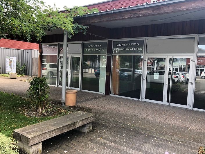 Vente local commercial 250 m² non divisibles