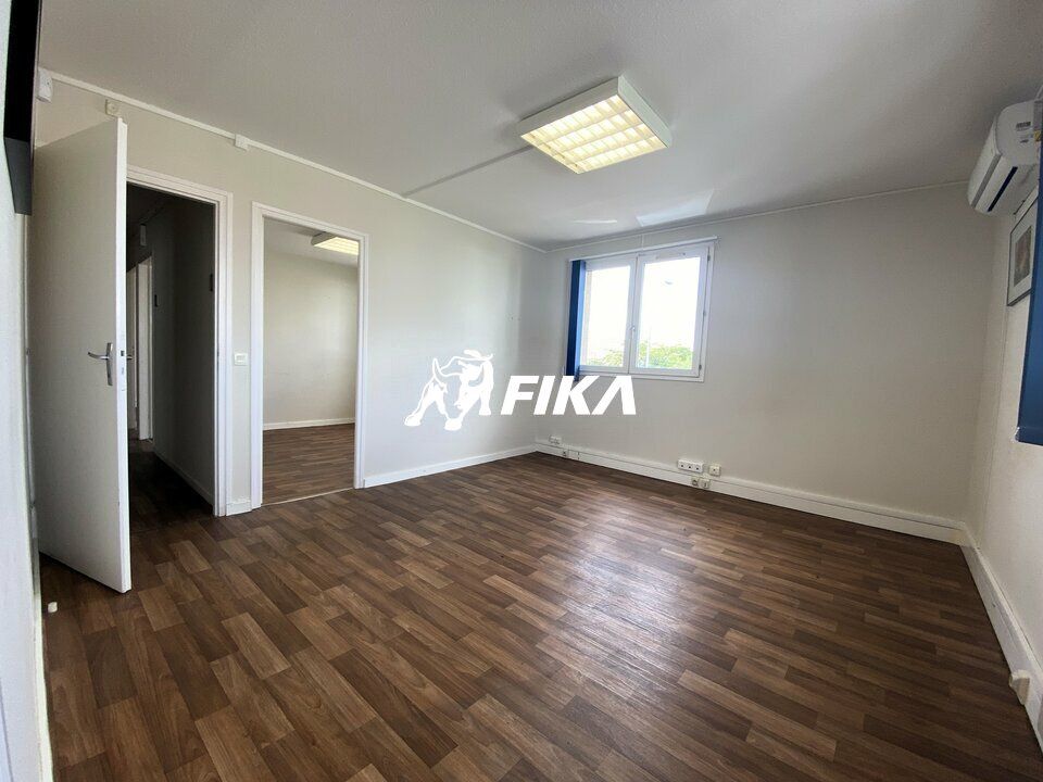 A LOUER BUREAUX 331 m² (31100) Z.I de Thibaud