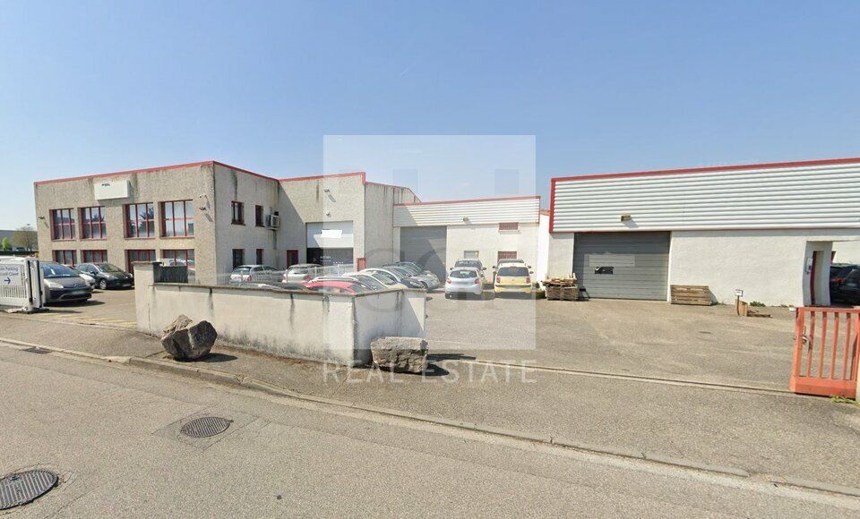 Location local d''activites 219 m² non divisibles