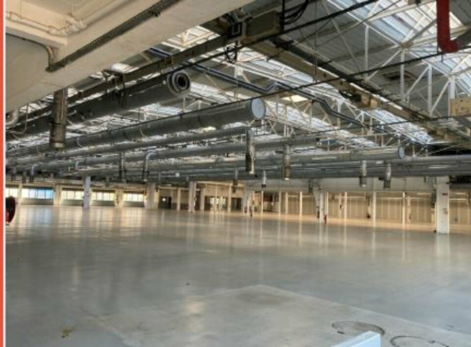 Location local d''activites 5532 m² non divisibles