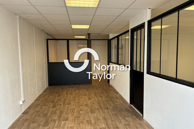 Location bureaux 86 m² non divisibles