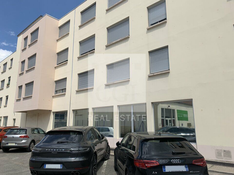 Location bureaux 204 m² non divisibles