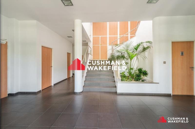 Location bureaux 235 m² non divisibles