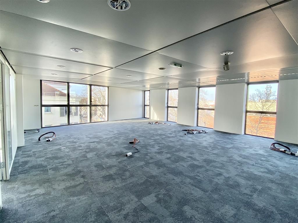 Location bureaux 644 m² divisibles à partir de 313 m²