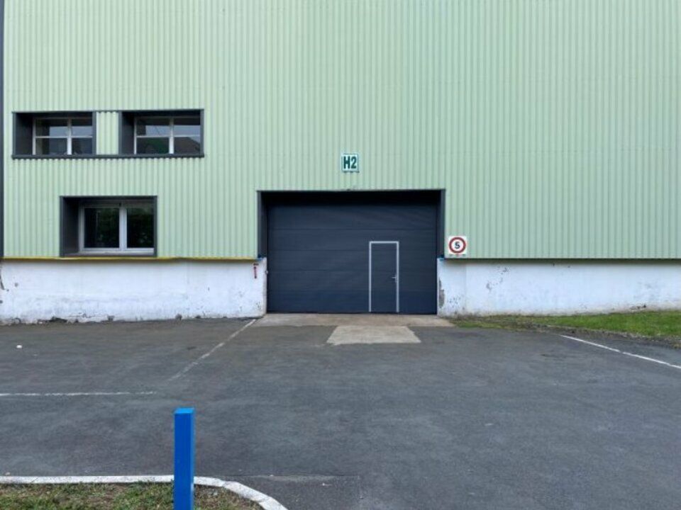 Bâtiments industriels de 1102 m² minimum à louer à Cerizay (79)