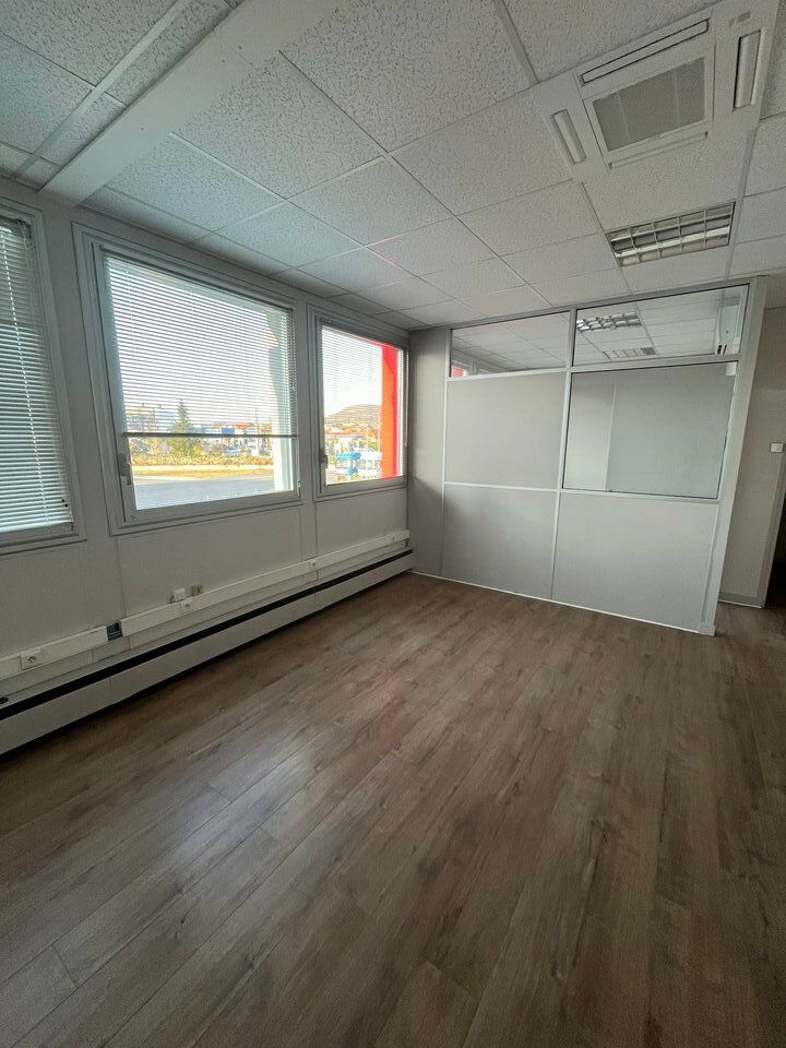 Location bureaux 45 m² non divisibles