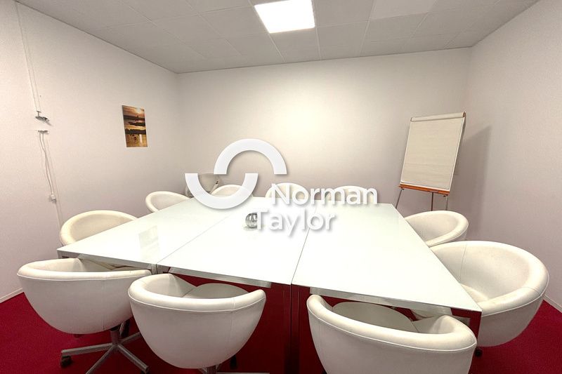 Location bureaux 38.5 m² non divisibles