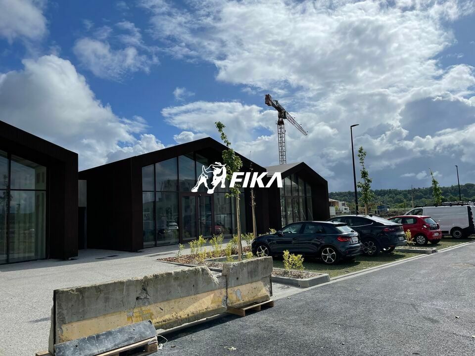 Vente local commercial 137 m² non divisibles