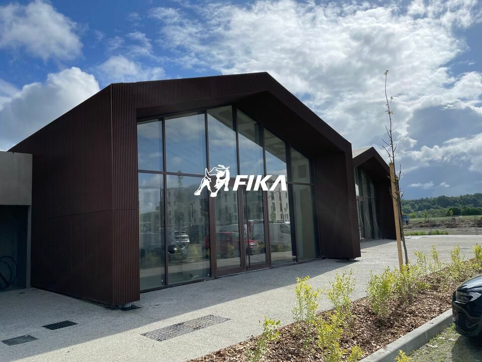 A VENDRE LOCAL COMMERCIAL 137 m² - (31600) MURET